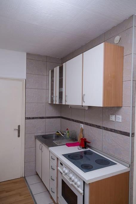 Apartmán Apartman Panorama Glavna Ulica Užice Exteriér fotografie